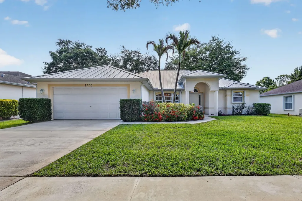8253 Sand Pine Circle Port St Lucie FL 34952