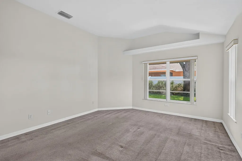 8253 Sand Pine Circle Port St Lucie FL 34952