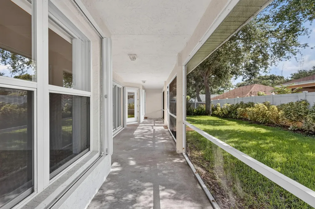 8253 Sand Pine Circle Port St Lucie FL 34952