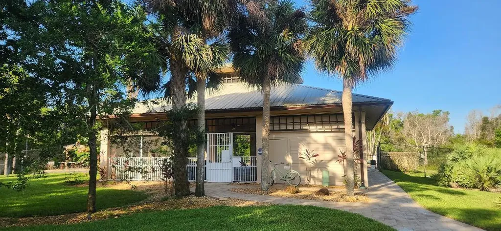 8253 Sand Pine Circle Port St Lucie FL 34952
