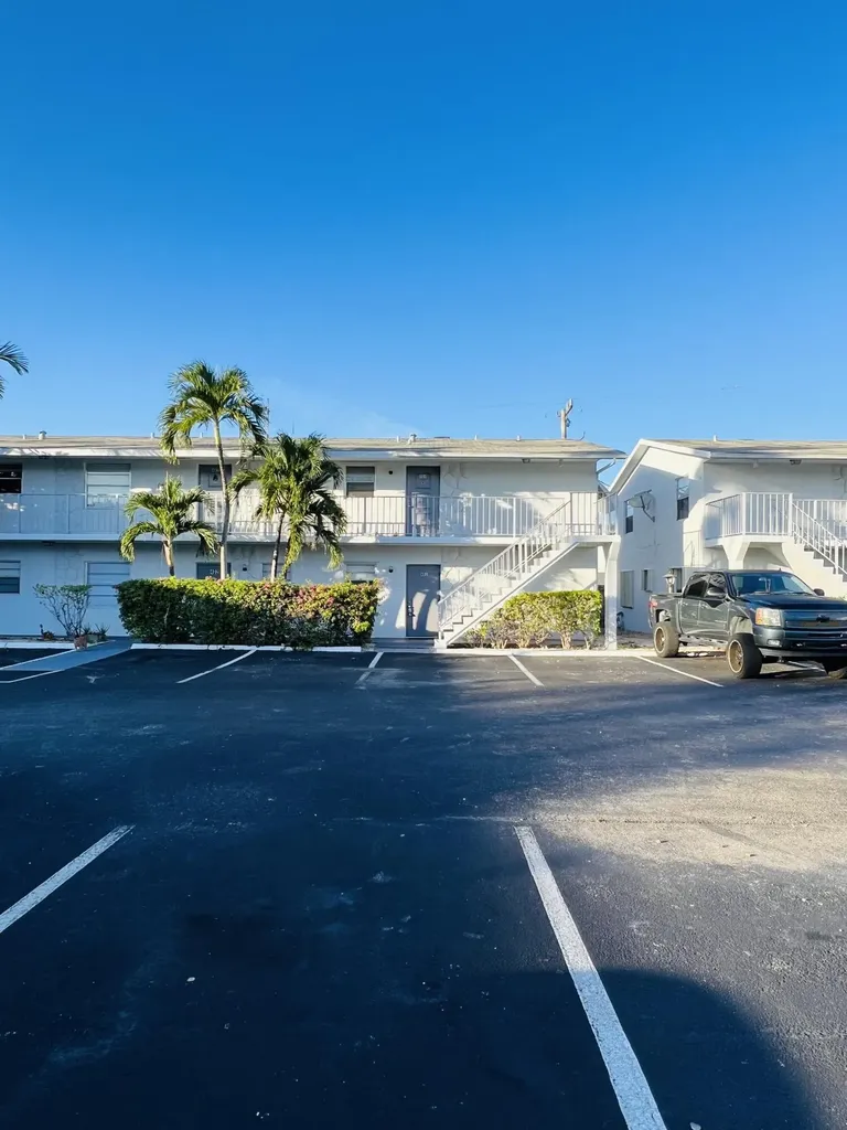 510 24th Avenue N Lake Worth Beach FL 33460