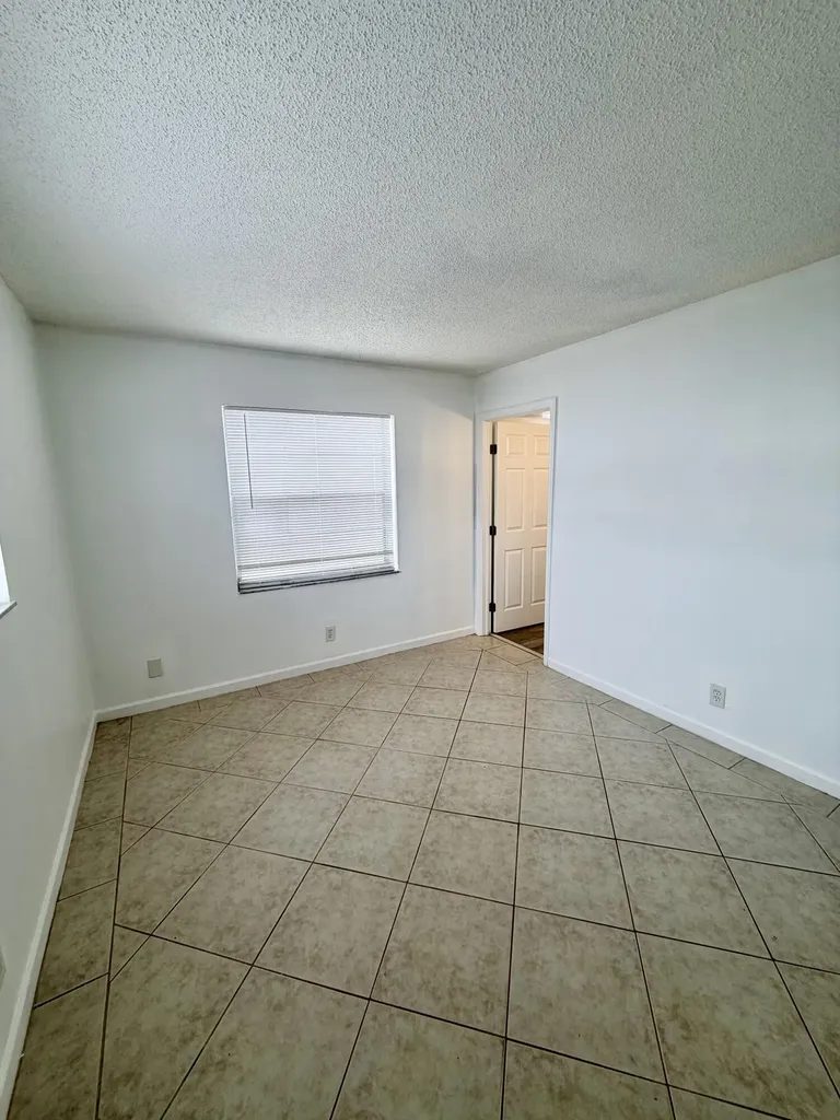 510 24th Avenue N Lake Worth Beach FL 33460