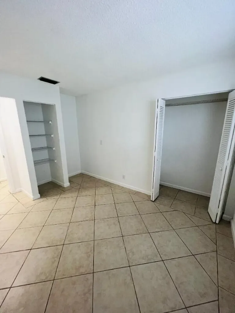 510 24th Avenue N Lake Worth Beach FL 33460