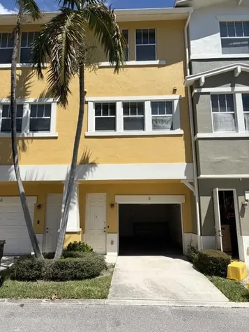 447 Corte Madera Lane West Palm Beach FL 33401