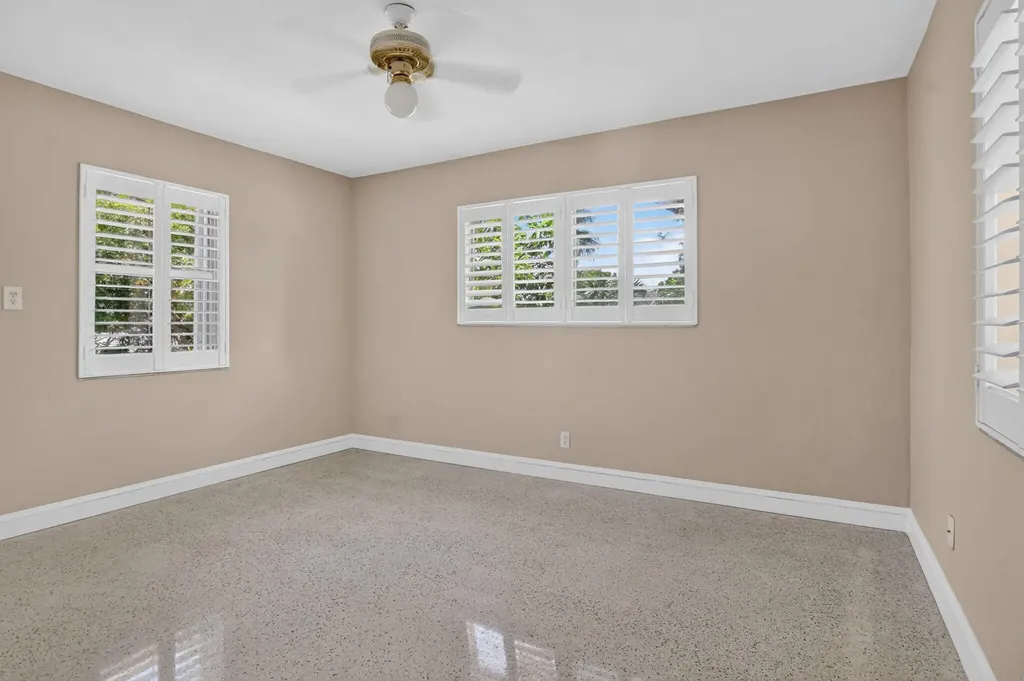 2110 NE 4th Avenue Boca Raton FL 33431