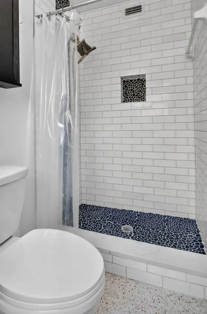 2110 NE 4th Avenue Boca Raton FL 33431