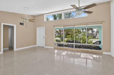 2110 NE 4th Avenue Boca Raton FL 33431