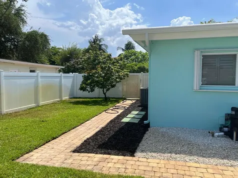 2110 NE 4th Avenue Boca Raton FL 33431