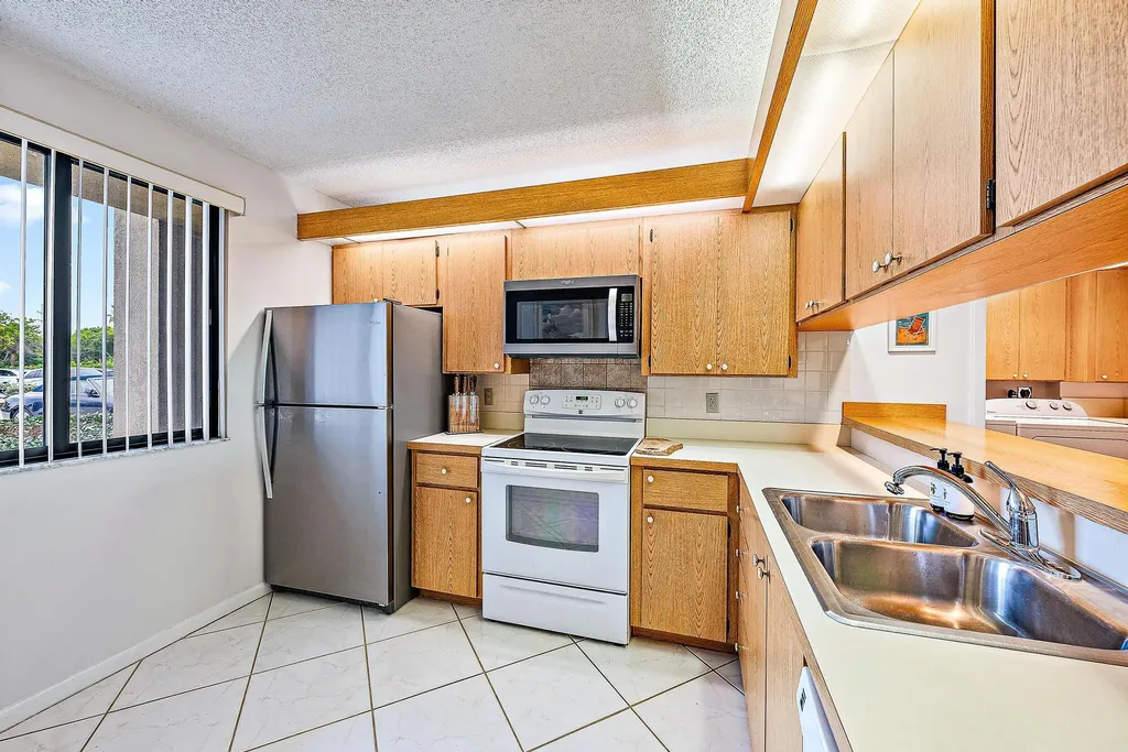 601 S Seas Drive Jupiter FL 33477