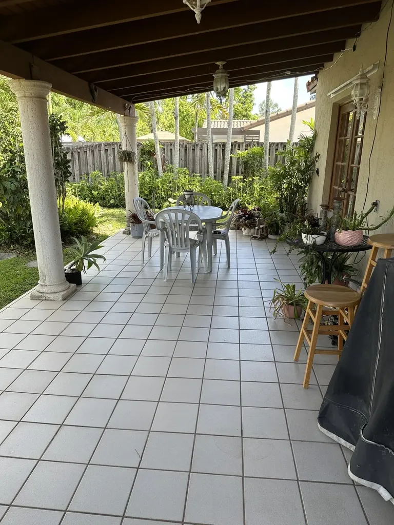 5511 SW 114th Avenue Cooper City FL 33330