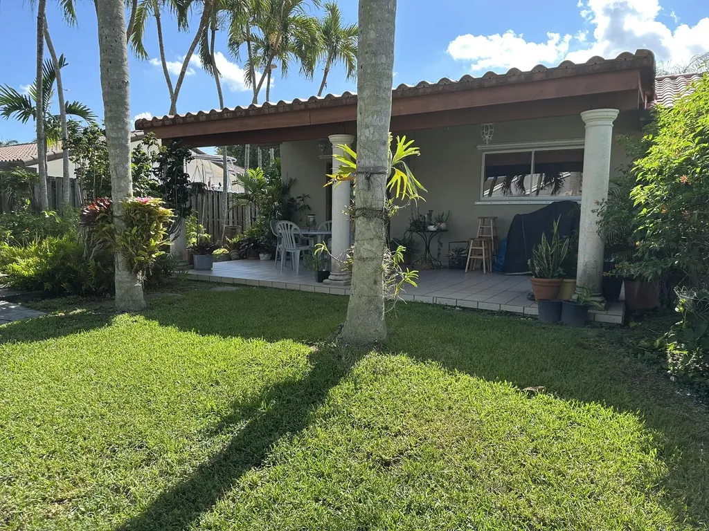 5511 SW 114th Avenue Cooper City FL 33330