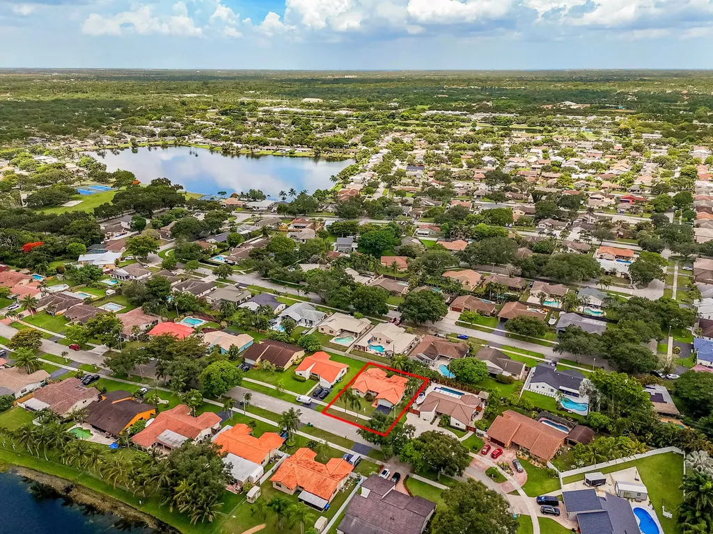 5511 SW 114th Avenue Cooper City FL 33330