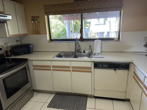 5511 SW 114th Avenue Cooper City FL 33330