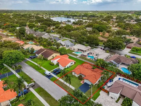 5511 SW 114th Avenue Cooper City FL 33330