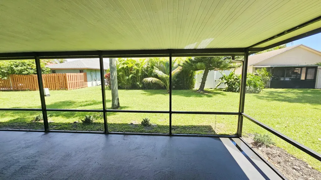 5381 Gene Circle West Palm Beach FL 33415