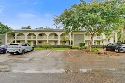 1211 Bahama Bend Coconut Creek FL 33066