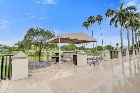 1211 Bahama Bend Coconut Creek FL 33066