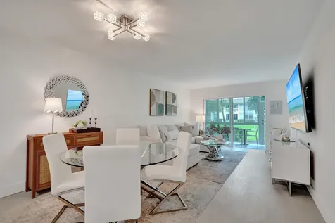 1211 Bahama Bend Coconut Creek FL 33066