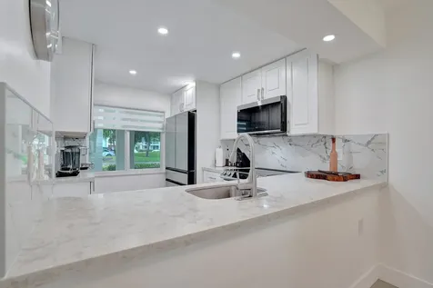 1211 Bahama Bend Coconut Creek FL 33066
