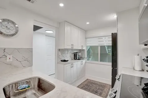 1211 Bahama Bend Coconut Creek FL 33066