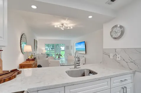 1211 Bahama Bend Coconut Creek FL 33066