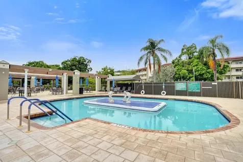 1211 Bahama Bend Coconut Creek FL 33066