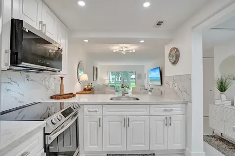 1211 Bahama Bend Coconut Creek FL 33066
