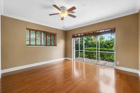 781 Apple Tree Lane Boca Raton FL 33486