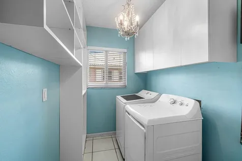 781 Apple Tree Lane Boca Raton FL 33486