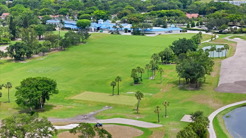 3018 Lakeshore Drive Deerfield Beach FL 33442
