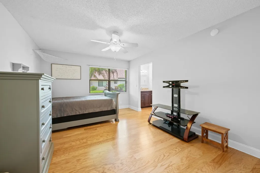 3018 Lakeshore Drive Deerfield Beach FL 33442