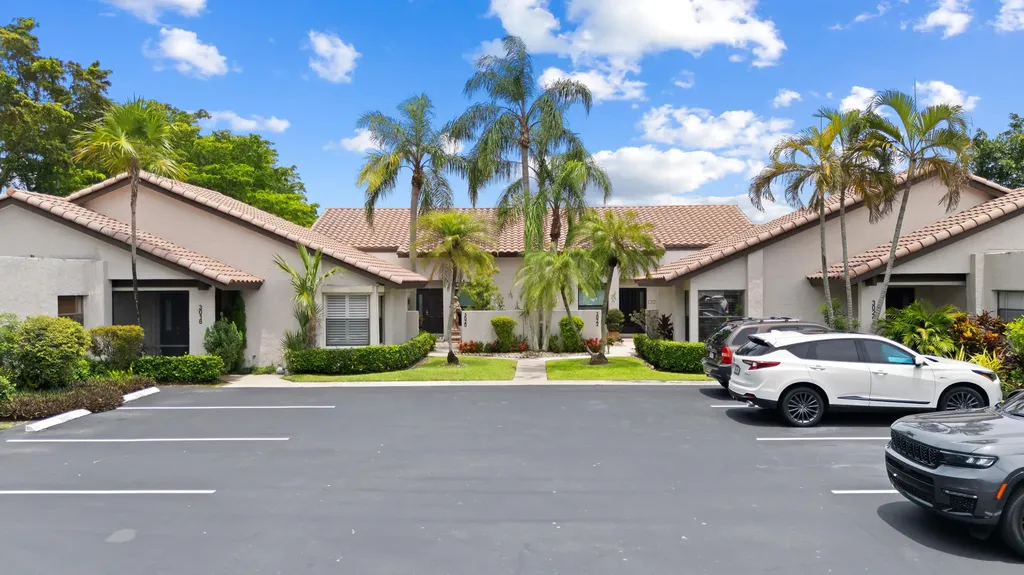 3018 Lakeshore Drive Deerfield Beach FL 33442