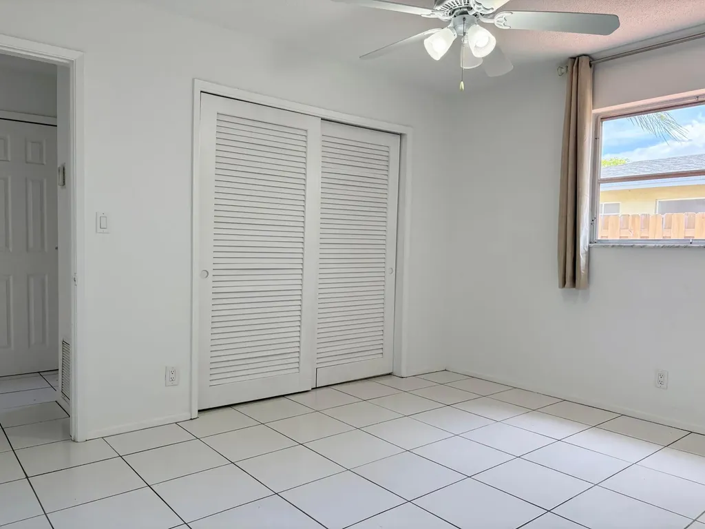 1605 NE 50th Court Fort Lauderdale FL 33334