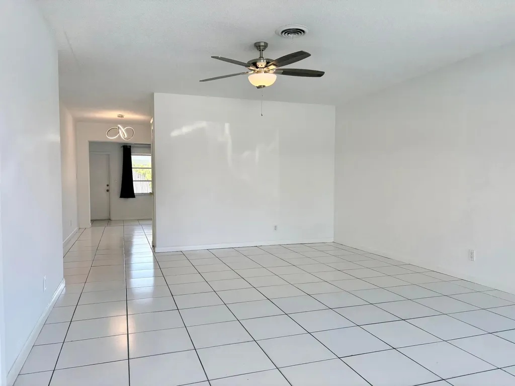 1605 NE 50th Court Fort Lauderdale FL 33334