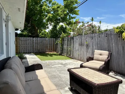 1605 NE 50th Court Fort Lauderdale FL 33334