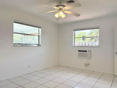 1605 NE 50th Court Fort Lauderdale FL 33334