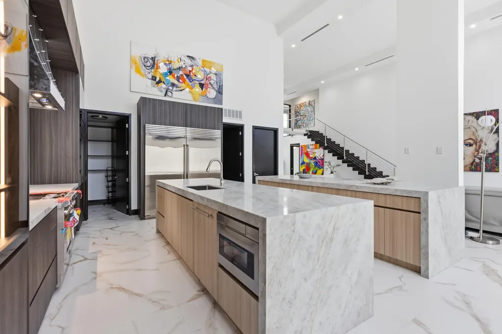 284 NE 7th Street Boca Raton FL 33432