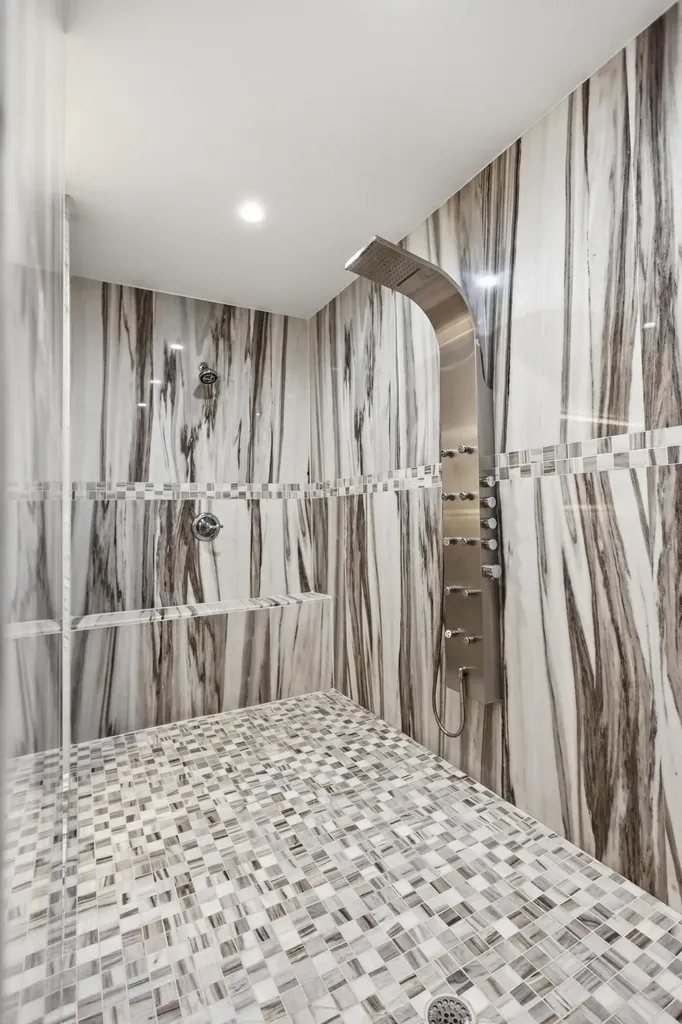 284 NE 7th Street Boca Raton FL 33432