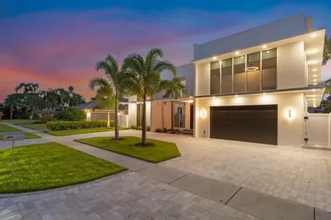 284 NE 7th Street Boca Raton FL 33432
