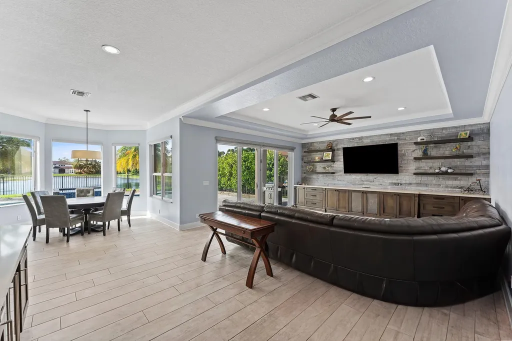 9173 Oak Alley Drive Lake Worth FL 33467