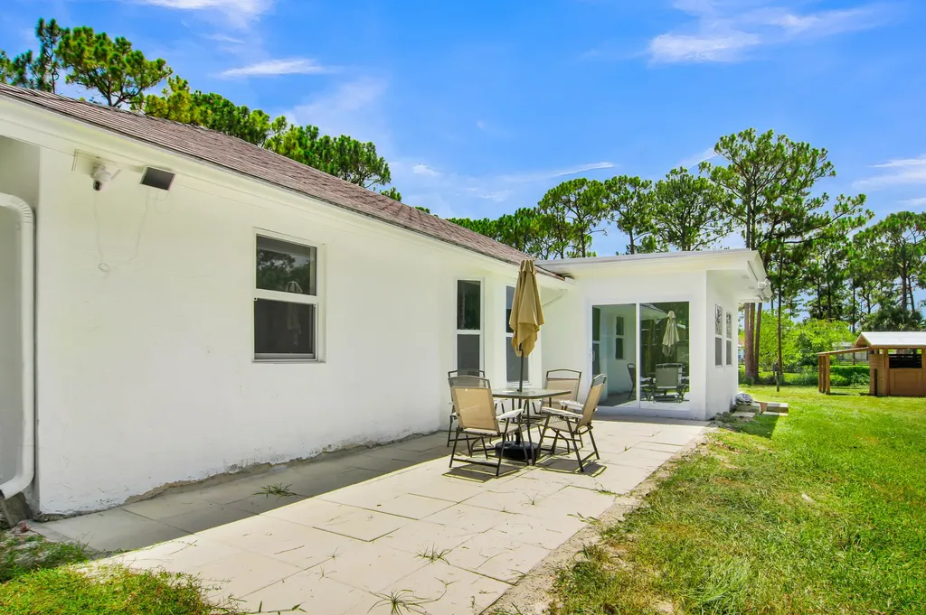 14817 97th Road N West Palm Beach FL 33412