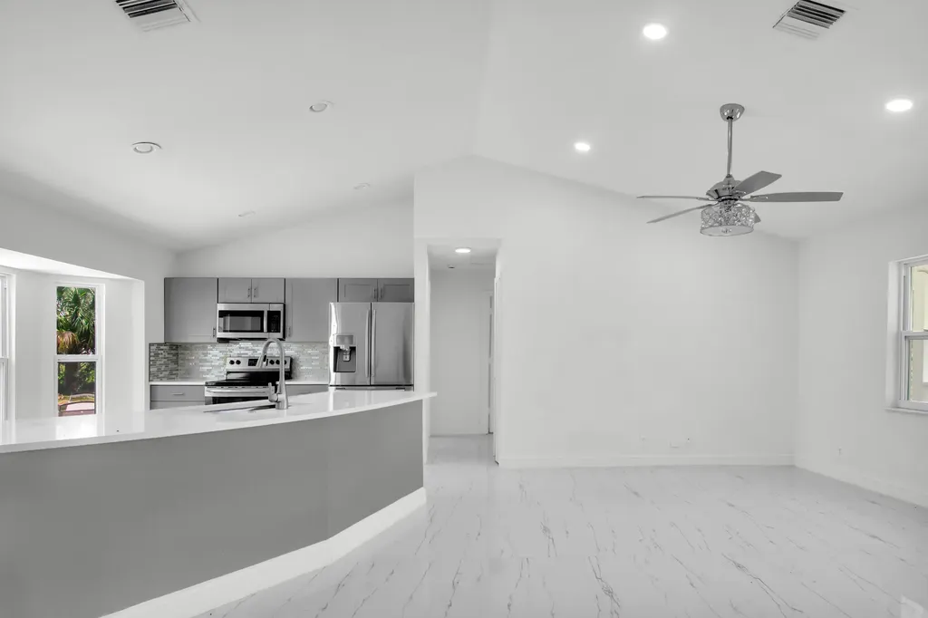 14817 97th Road N West Palm Beach FL 33412