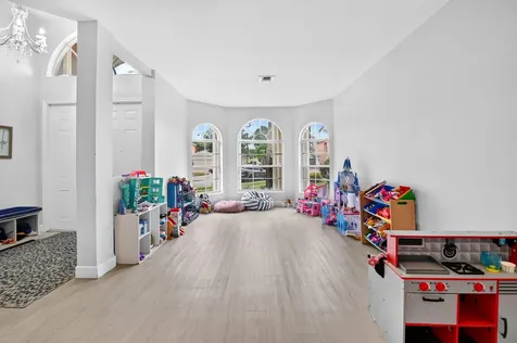 8049 Via Bolzano Greenacres FL 33467