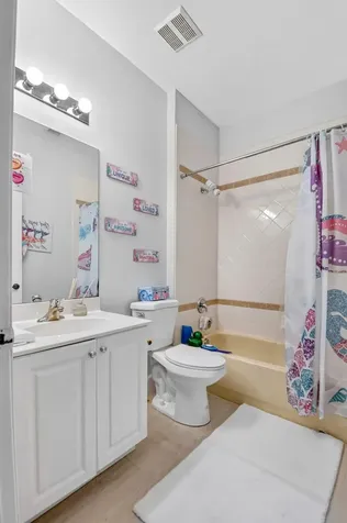8049 Via Bolzano Greenacres FL 33467