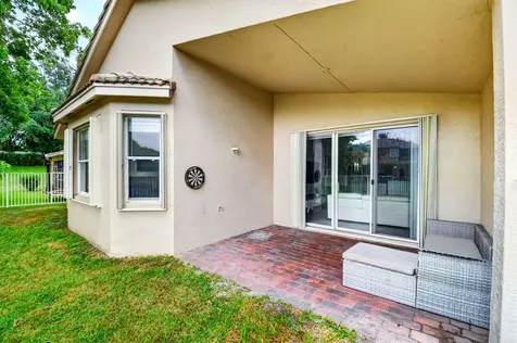 8049 Via Bolzano Greenacres FL 33467