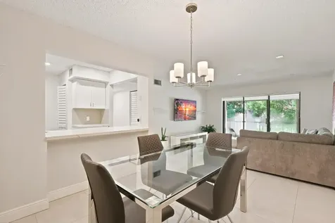 609 Sea Pine Way Greenacres FL 33415