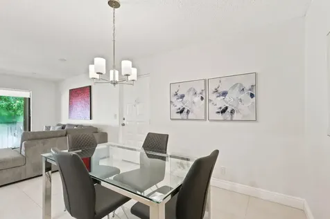 609 Sea Pine Way Greenacres FL 33415