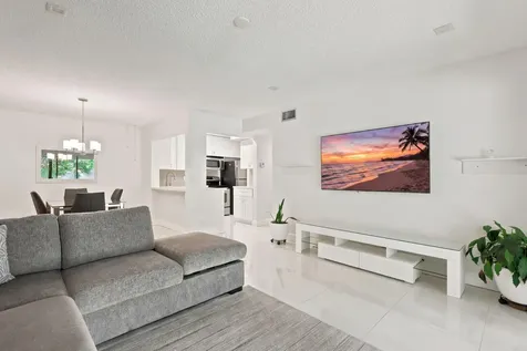 609 Sea Pine Way Greenacres FL 33415