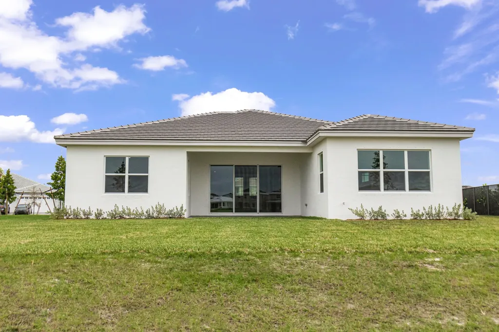 5182 Liberty Lane Westlake FL 33470