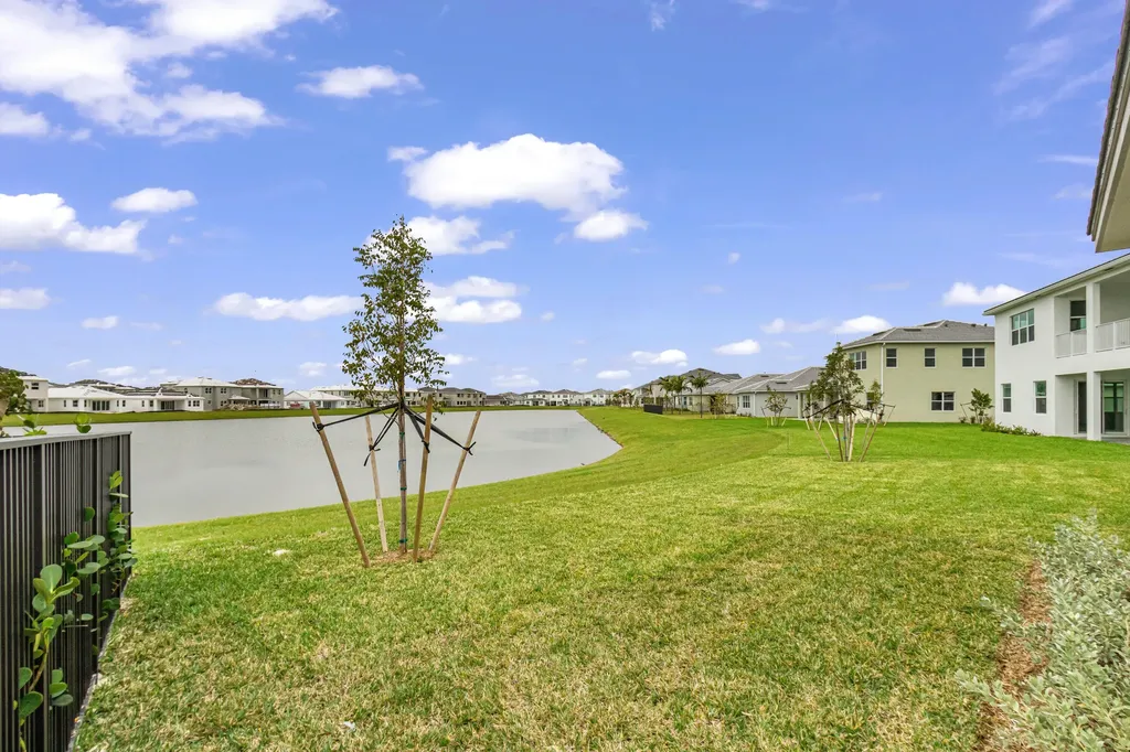 5182 Liberty Lane Westlake FL 33470